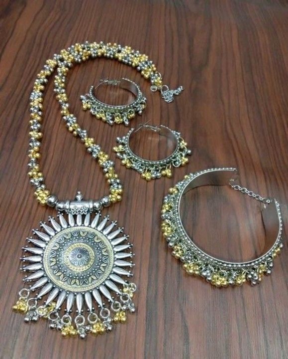 Women fashion jewellery uploaded by Angel on 2/28/2021