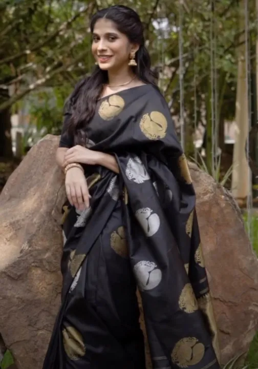 Beutiful black saree 🖤 uploaded by Dhananjay Creations Pvt Ltd. on 3/22/2023