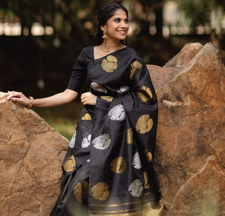 Beutiful black saree 🖤 uploaded by Dhananjay Creations Pvt Ltd. on 3/22/2023