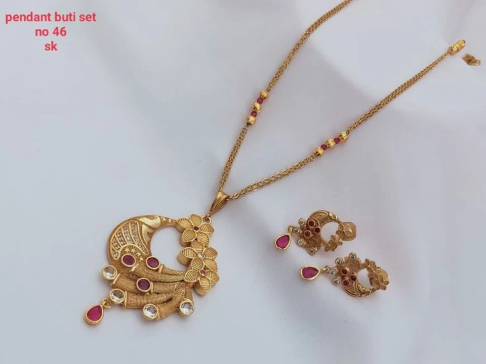 Jewellery set  uploaded by Berlin india on 5/30/2024