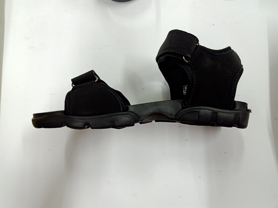 Sandals for men uploaded by ASHOO FOOTWEAR  on 3/22/2023