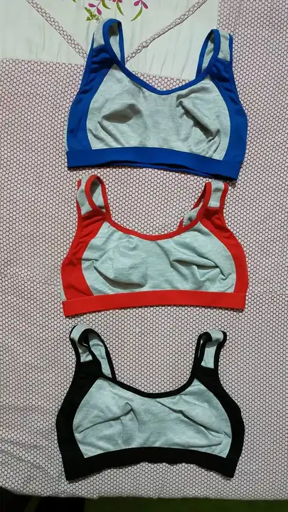 Product image of Sports bra , fitness bra , blouse, mould bra, price: Rs. 35, ID: sports-bra-fitness-bra-blouse-mould-bra-5c7ab202