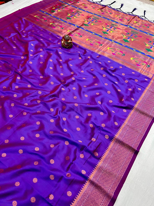 Kanjivaram silk saree  uploaded by Fashion designer saree  on 3/22/2023