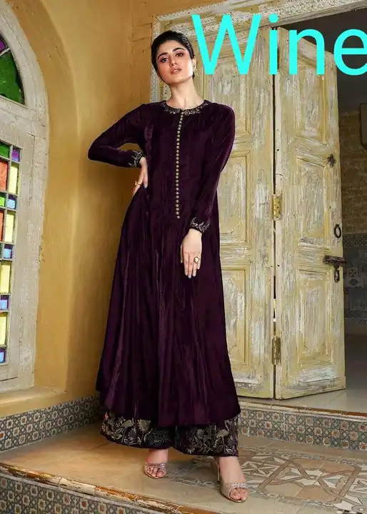 Post image *PASHWA FASHION*
*FASHION FLASH*
 ONLINE STYLE &amp; FASHION ORGENIZER
*कीमत में कम क्वॉलिटी में है दम*
FOR BUSINESSES AND DAILY UPDATE
JOIN WITH US
https://chat.whatsapp.com/Byx2vQ88FZ37zjLmIPzG7I