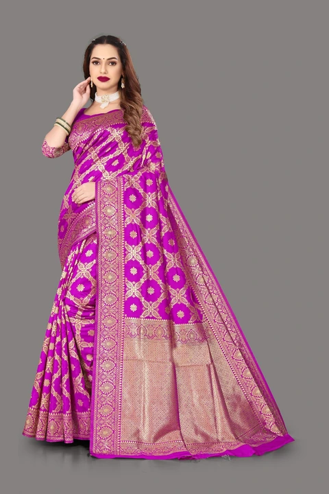 Rani banarasi silk saree  uploaded by 7 dream collection on 3/23/2023