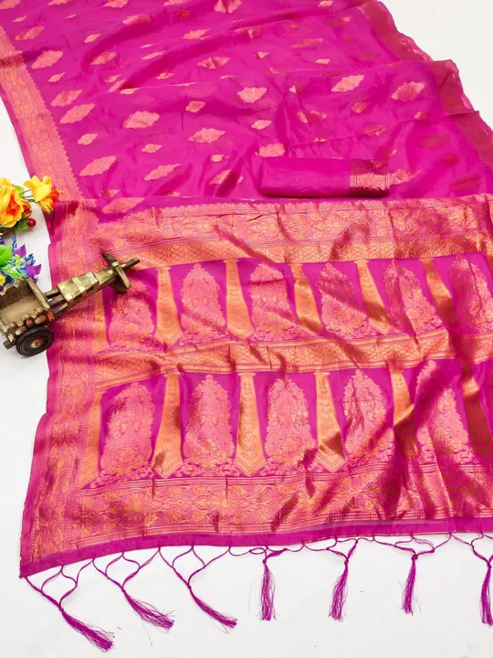 Women's Bengal Soft Dhakai Jamdani Cotton Saree With Blouse Whole Body Design ( Pink ) uploaded by Manasvi Enterprise on 3/23/2023