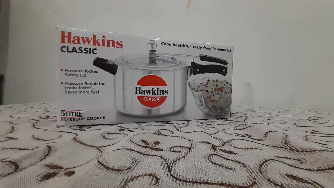 Post image Hawkins pressure cooker 
All sizes are available on models 
Contact details 
Nitin Jain           9897200811
Divyam Jain     7456001372