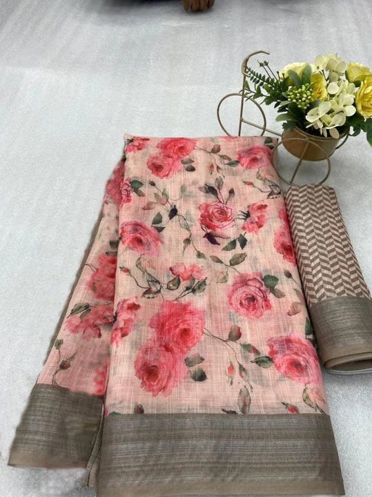 Daily wear floral printed saree uploaded by Ishita Enterprise on 3/23/2023