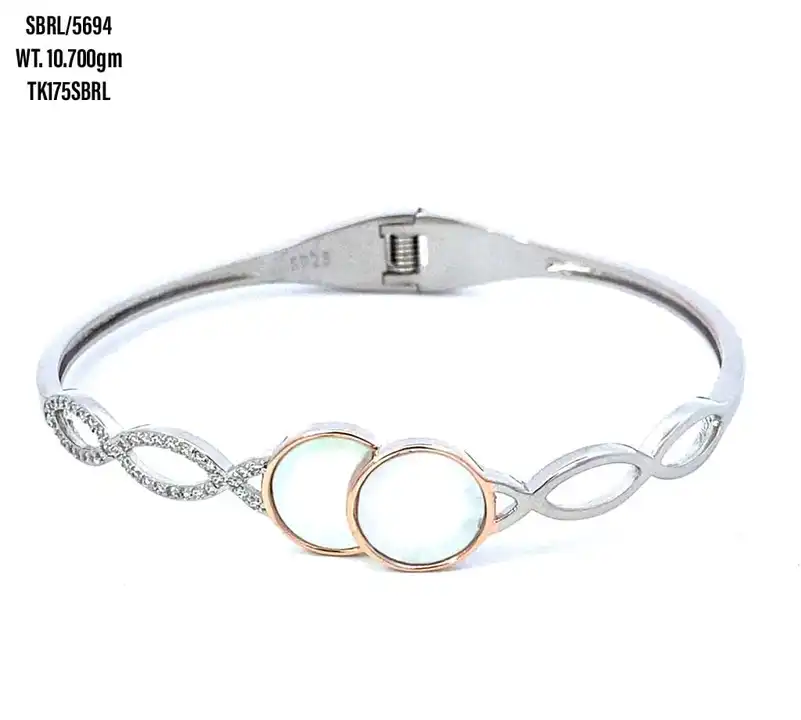 Silver  bracelets  uploaded by The Flint gems on 3/23/2023