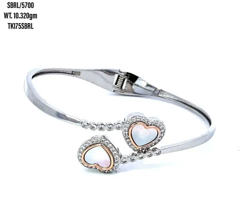 Silver  bracelets  uploaded by The Flint gems on 3/23/2023