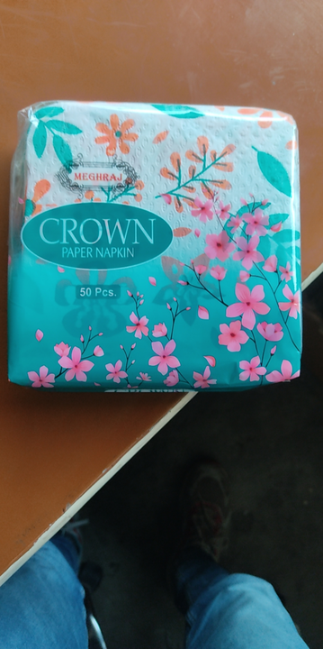 Crown nakin  50 uploaded by business on 3/23/2023