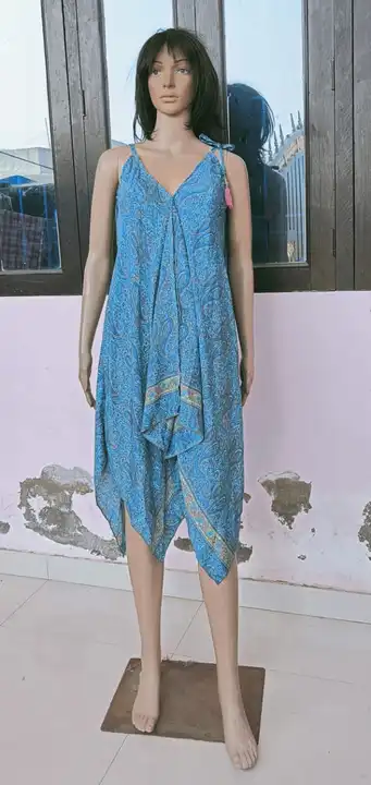 Junglee dress uploaded by business on 3/23/2023