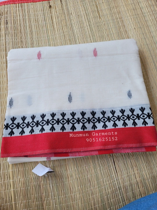 A very traditional significant saree, fully handwoven cotton saree, with handloom mark. ❤️🖤

Bookin uploaded by business on 3/24/2023
