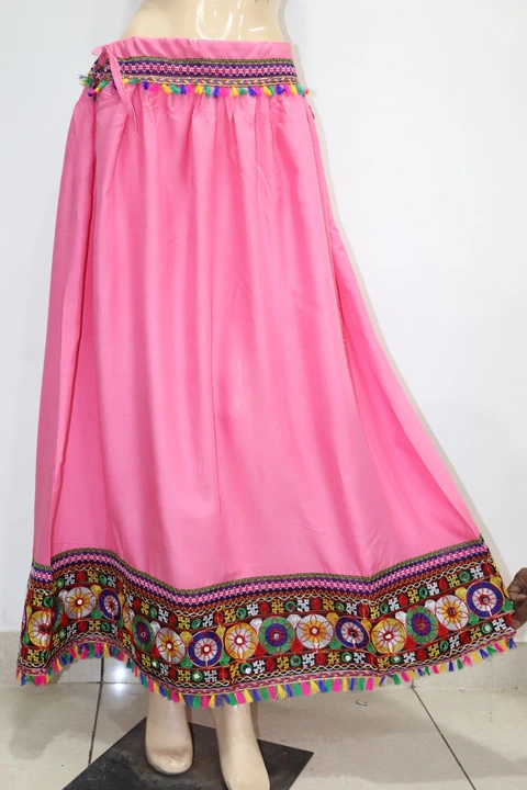 Rayon plain skirt with embroidered lace
Length : 39inch
Size: free upto xxl
Fabric : Rayon
 uploaded by Ganpati handicrafts  on 3/24/2023