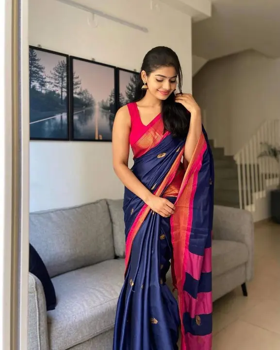 😍 Beautiful Golden Zari Weaving Border Design With Allover Peacock Design And Rich Pallu 🤩💥 uploaded by DHANANJAY CREATION  on 3/24/2023