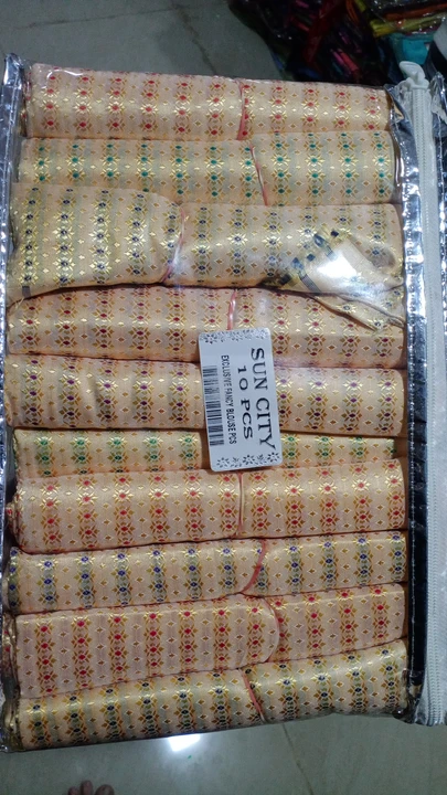 Product uploaded by Holsell cloth marchant pusad on 3/24/2023