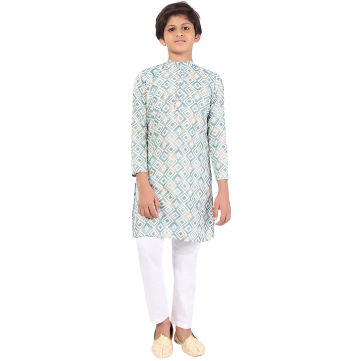 Post image 💃 Kids Boys Traditional Printed Ethnic Wear Kurta with Pant set 💃
  
     £- children wear
     £-Top patten-Printed
     £-fabric-cotton Rayon
     £-Bottom Style-pant
     £-Size
           
        Year     =     Size
  
       -4 to 5.    =.    26
       - 6 to 7.    =.   28
       - 8 to 9.    =.   30
       - 10 to 11. =     32
       -.12 to 13. =.    34
 