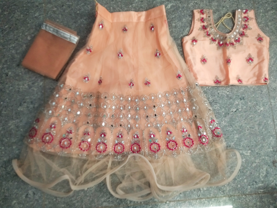 Net chaina patti crop top size 24 to 36  uploaded by Sana creation on 3/25/2023