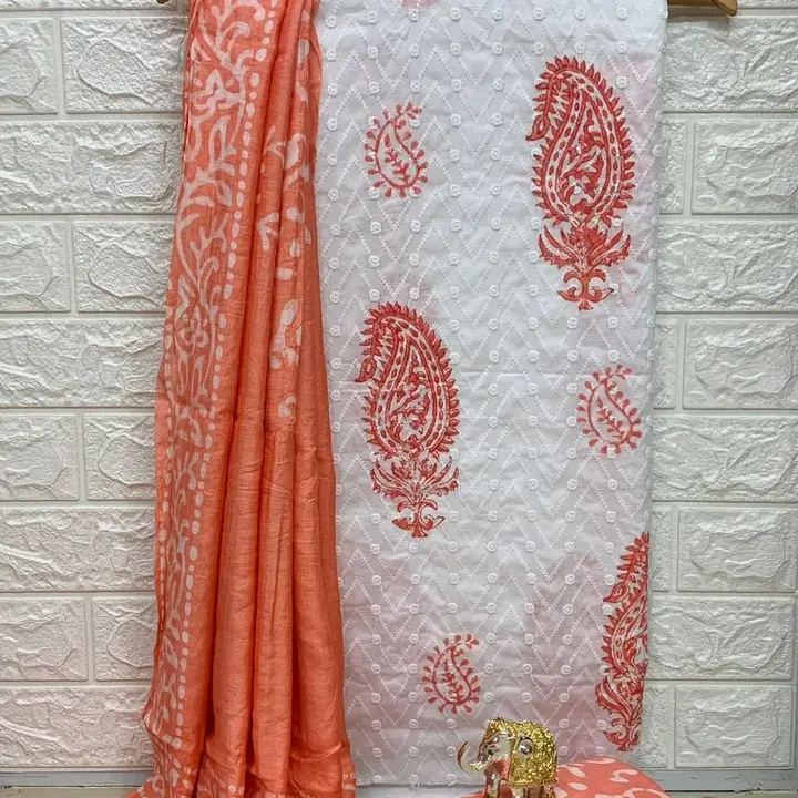 Cotton suits  good quality matrials available👌👌👌👌😊😊😊😊😊😊 uploaded by Wholesale dress matrials on 3/25/2023