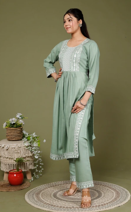 Nyra kurti with Pent  uploaded by SS CREATION  on 3/25/2023