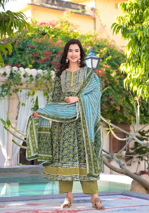 Product image of Frock set with dupatta, ID: frock-set-with-dupatta-e52a2f15