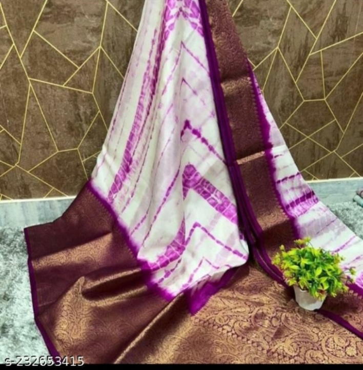 Banarasi deayble warm silk saree uploaded by Zainab fashion on 3/25/2023