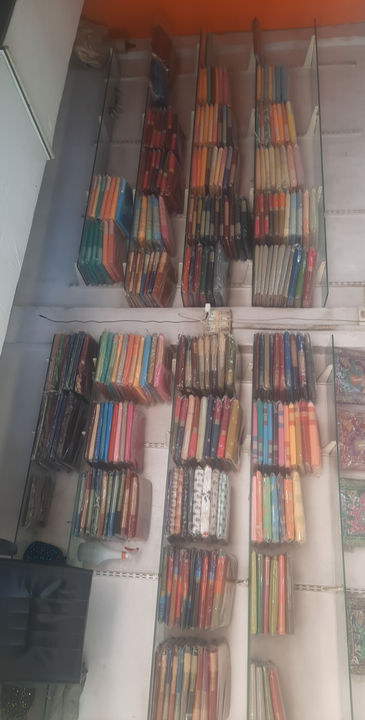 Warehouse Store Images of Maheshwari Handloom saree