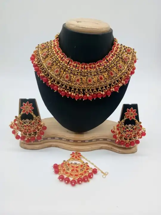 Kundan with crystal jewellery set  uploaded by business on 3/26/2023