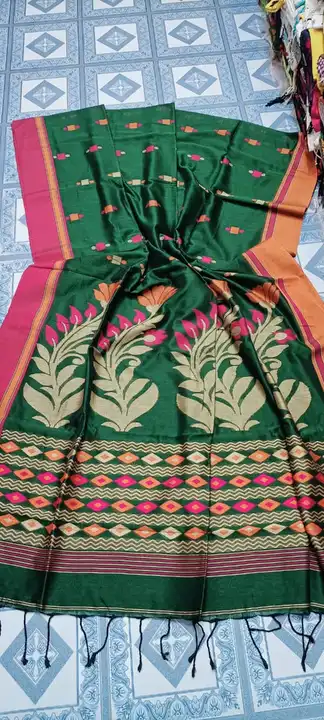 Reshom jamdani saree with blouse pieces  uploaded by Sujata saree cantre on 3/26/2023