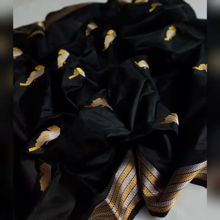 Pattu silk saree chanderi traditional handwoven  uploaded by WEAVER'S ORIGIN silk and Sarees on 3/26/2023