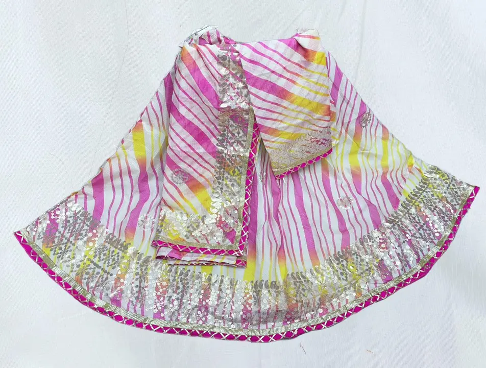 Lahanga chunri uploaded by Harsh creations women clothes on 3/26/2023