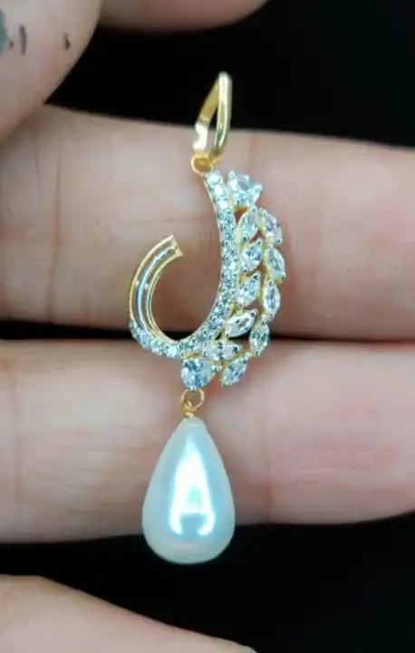 14 kt BIS HOLEMARK light weight jewellery  uploaded by H P jewellres on 3/26/2023