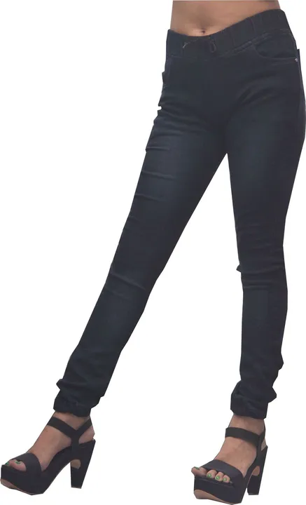 Buy Campus Sutra Women Black Cotton Slim Fit Mid Rise Clean Look Jeans With  Side Stripe - Jeans for Women 13505914 | Myntra
