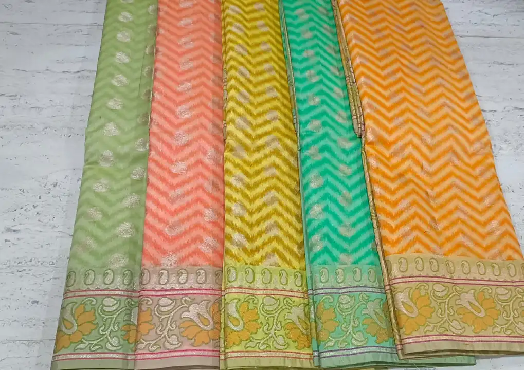 Pire mercerise weaving print patola uploaded by Vintage handloom on 3/27/2023