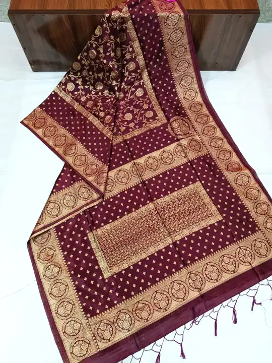 Pure Matka silk soft quality     very good quality with bp.  uploaded by business on 3/28/2023