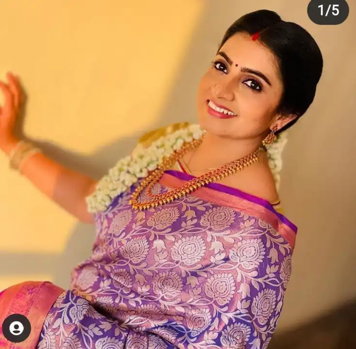 Bridal sarees uploaded by Kirthi Fashion on 3/28/2023