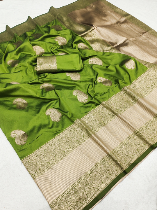 Dhananjay Creations:Soft Lichi silk saree with Beautiful zari weaving Pallu with Zari weaving Border uploaded by Dhananjay Creations Pvt Ltd. on 3/28/2023