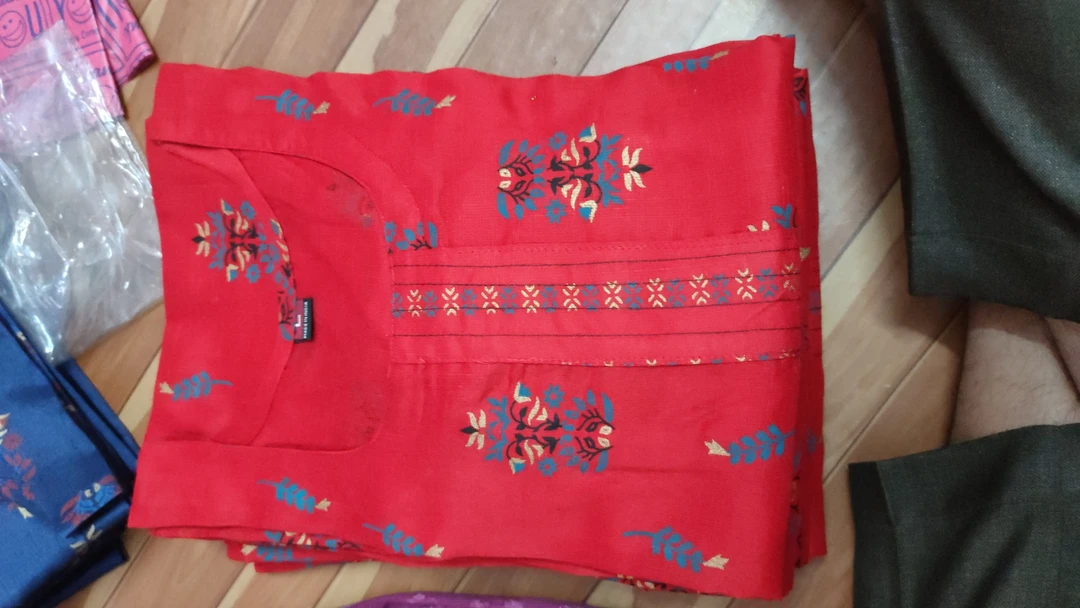 Reyon Two Tone Kurtis , Pure Two tone 14 kg Fabric uploaded by Wanishri Garment on 3/28/2023