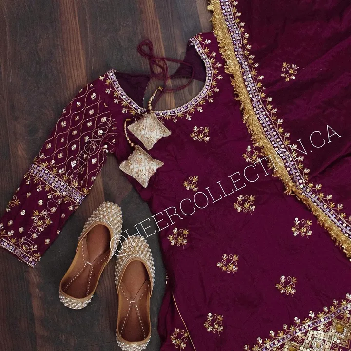 Maroon suit  uploaded by Vastra Creation on 3/28/2023