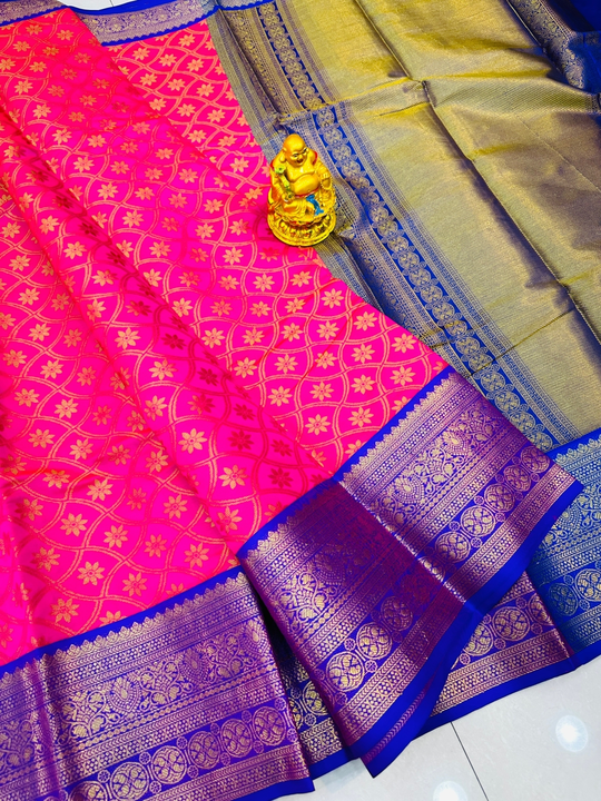 Handloom pattu weaving silk saree uploaded by VARDHAK COLLECTION  on 3/28/2023