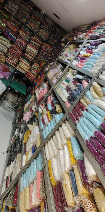 Factory Store Images of Rana Dupatta Corner