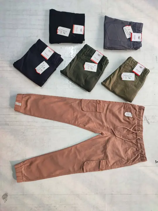 Six pocket joggers  uploaded by LITTLEMAMA  on 3/28/2023