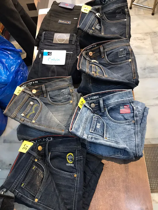 Jeans uploaded by FASHION HUB on 3/28/2023