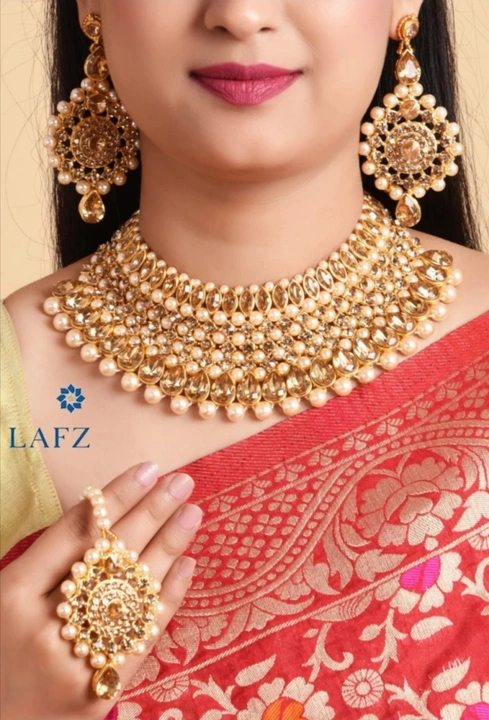 Jewellery set for women, patwa set  uploaded by The royal bloom enterprises on 3/28/2023