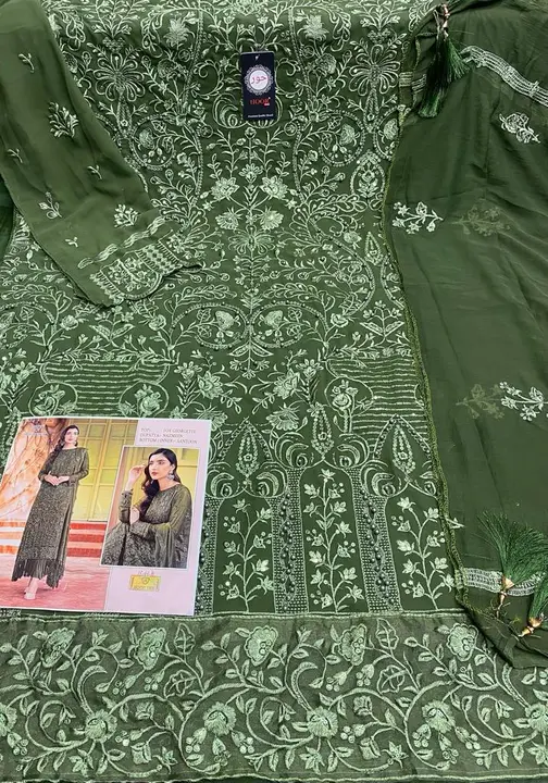 Pakistani new concept of suit  uploaded by Heena fashion house on 3/29/2023