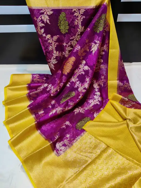 Banarsi Kora Orgenza Soft Saree uploaded by Meenawala Fabrics on 3/29/2023