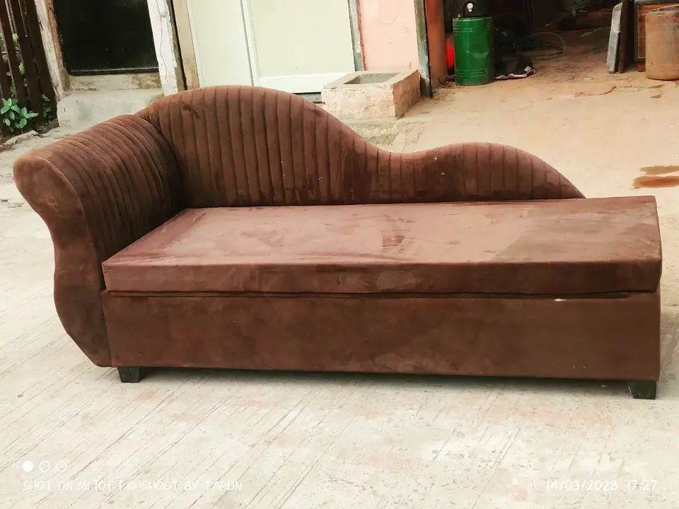 Deewaan sofa uploaded by Tarun enterprises and furniture on 3/29/2023