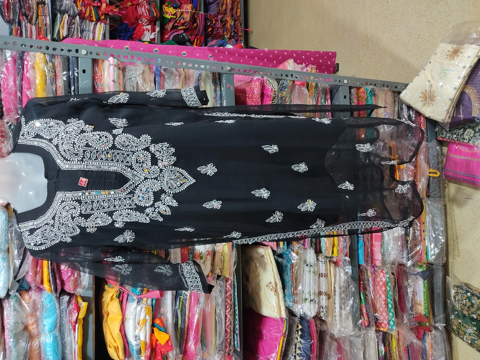 Lucknow chikan with glass work kurti uploaded by Purusottam collection on 6/1/2024