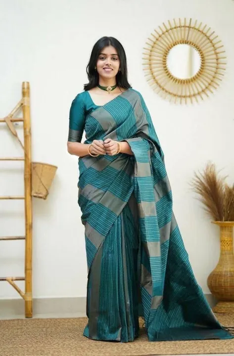 Saree uploaded by Sriboutique on 3/29/2023