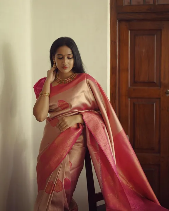 Rich pallu with allover flower design saree  uploaded by DHANANJAY CREATIONS on 3/29/2023